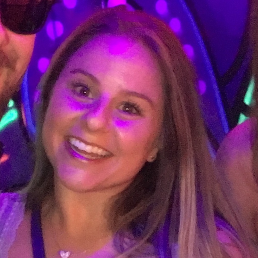 Meet your Posher, Lauren